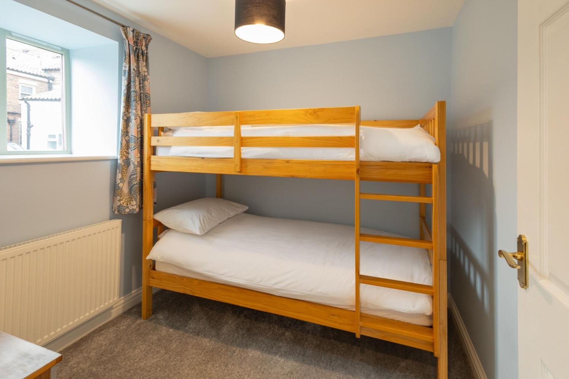 Host & Stay - Croft Cottage Пикъринг Екстериор снимка
